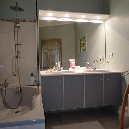 بيت للعطل Beautiful Domaine With Private Pool And Park *