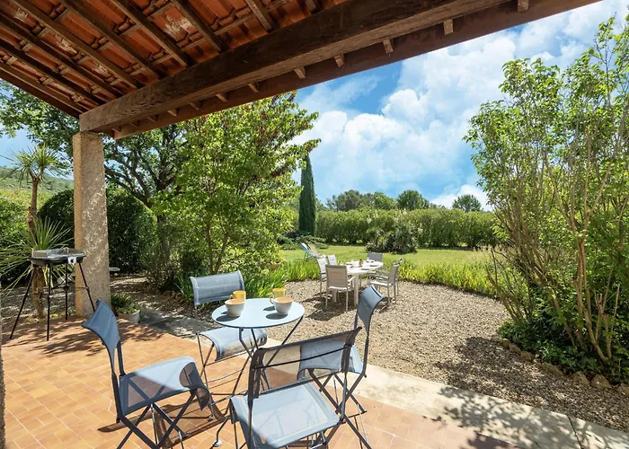 Ferienhaus Beautiful Domaine With Private Pool And Park