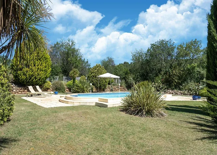 Beautiful Domaine With Private Pool And Park Cazouls-lès-Béziers
