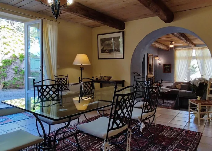 Beautiful Domaine With Private Pool And Park *