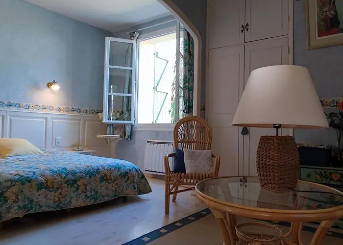 Beautiful Domaine With Private Pool And Park Ferienhaus *